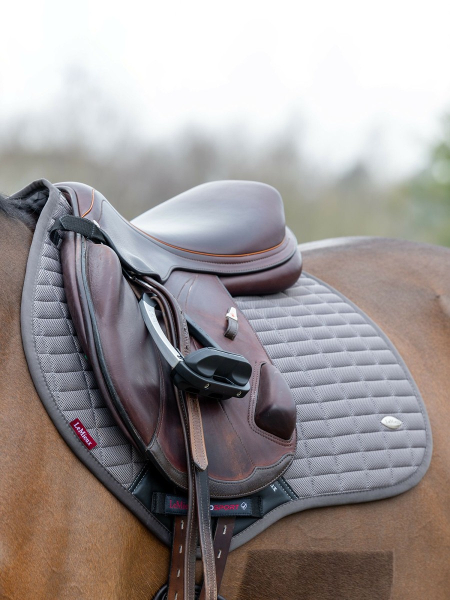 Saddle Pads LeMieux | Self-Cool Close Contact Square Polar Grey Large